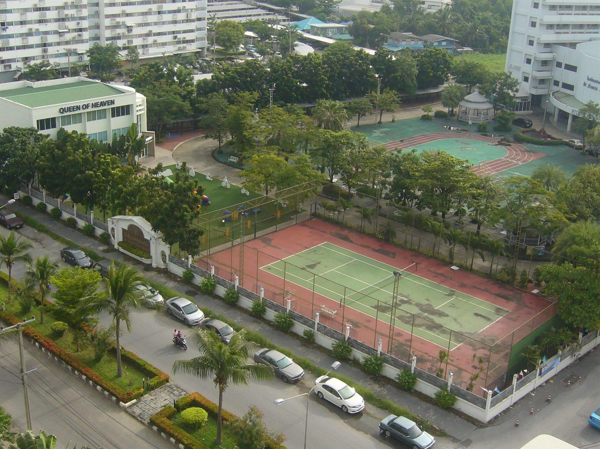 פאק קרט Impact Muang Thong Thani Service Condominium מראה חיצוני תמונה