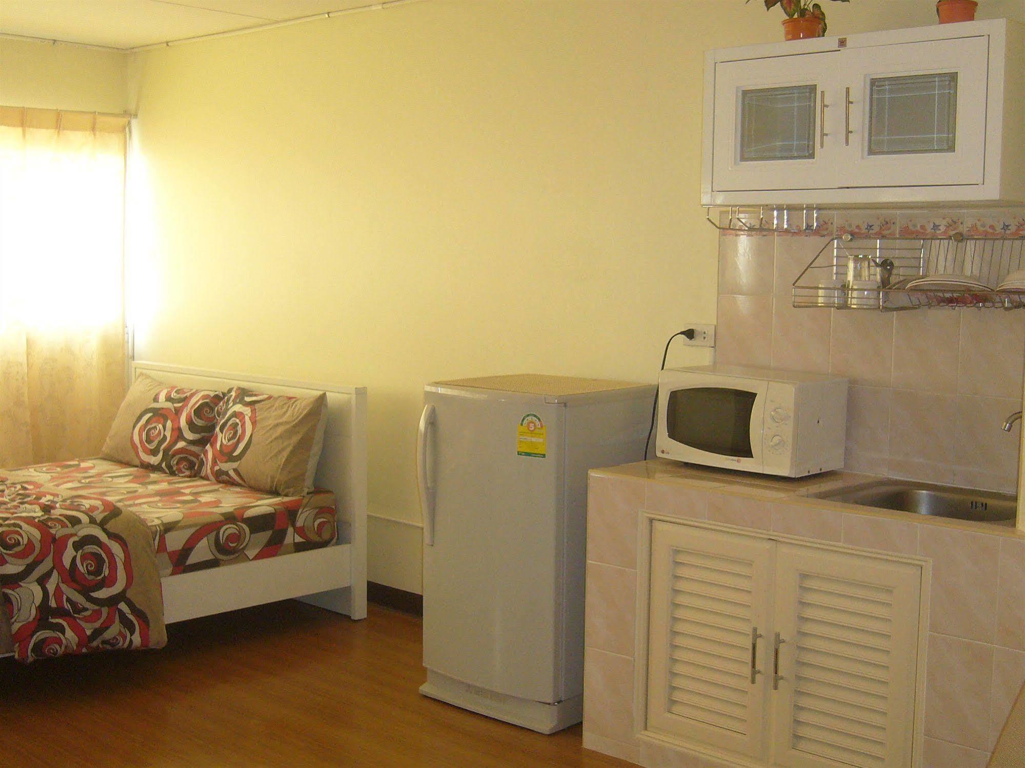 פאק קרט Impact Muang Thong Thani Service Condominium מראה חיצוני תמונה